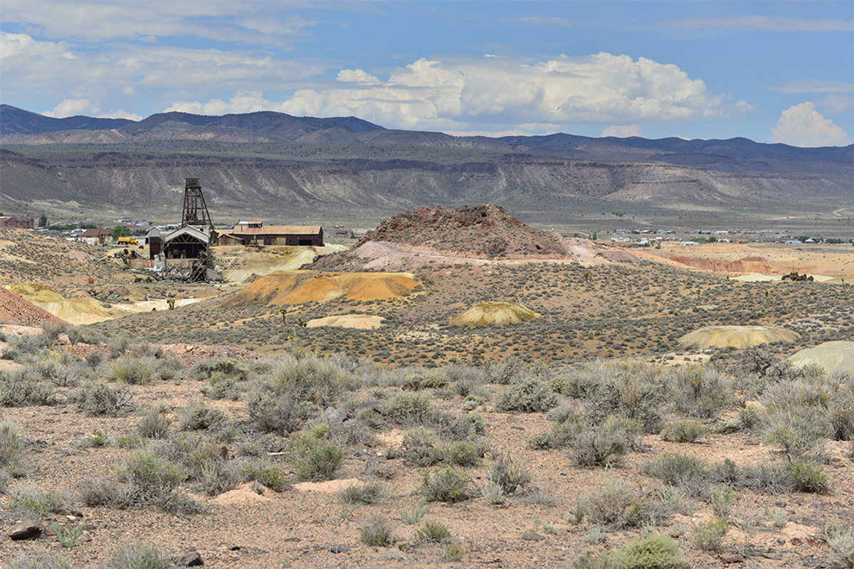 Abandoned gold-mining landscape at Goldfield in Nevada, US.