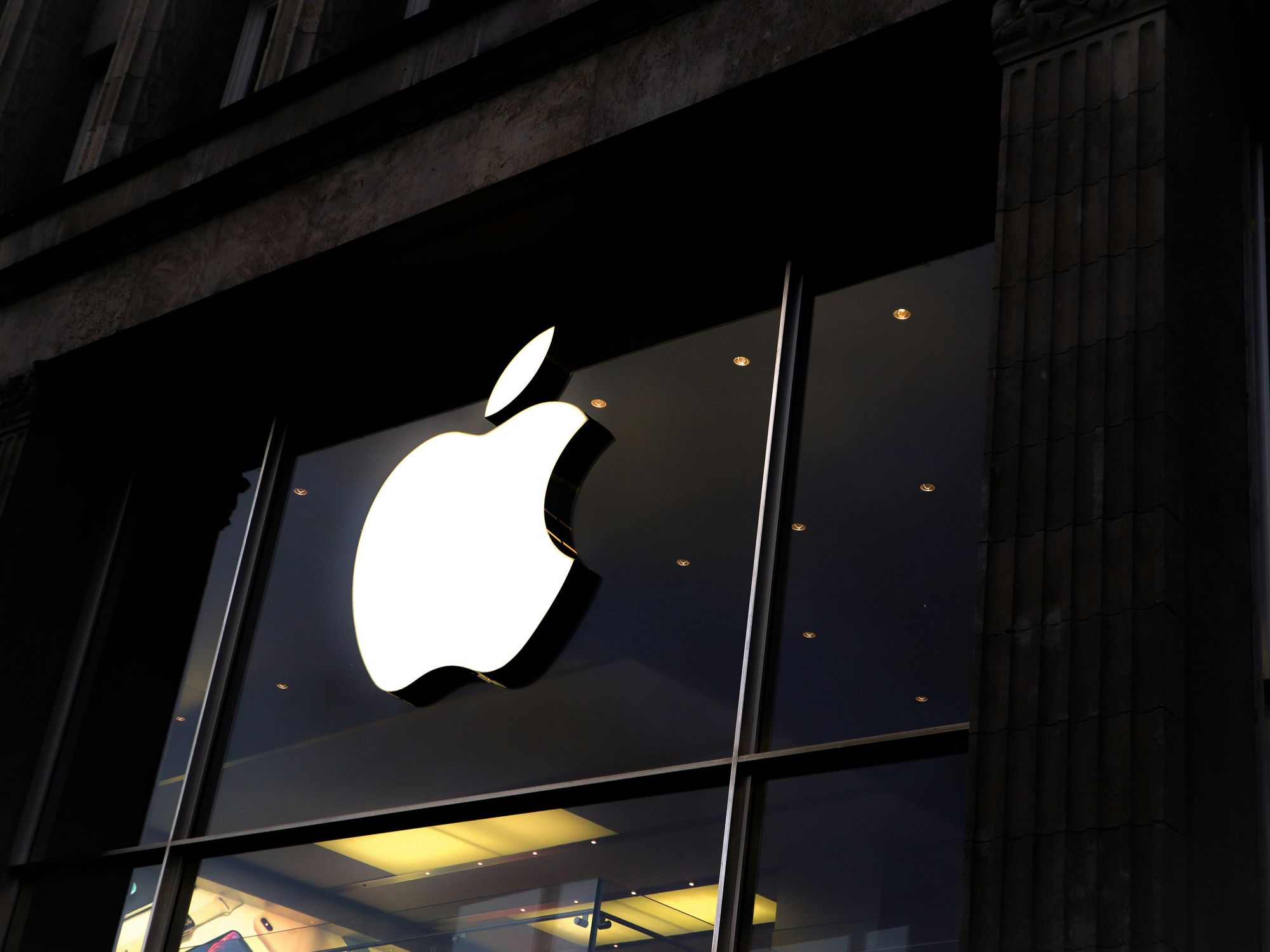 Apple store with logo.