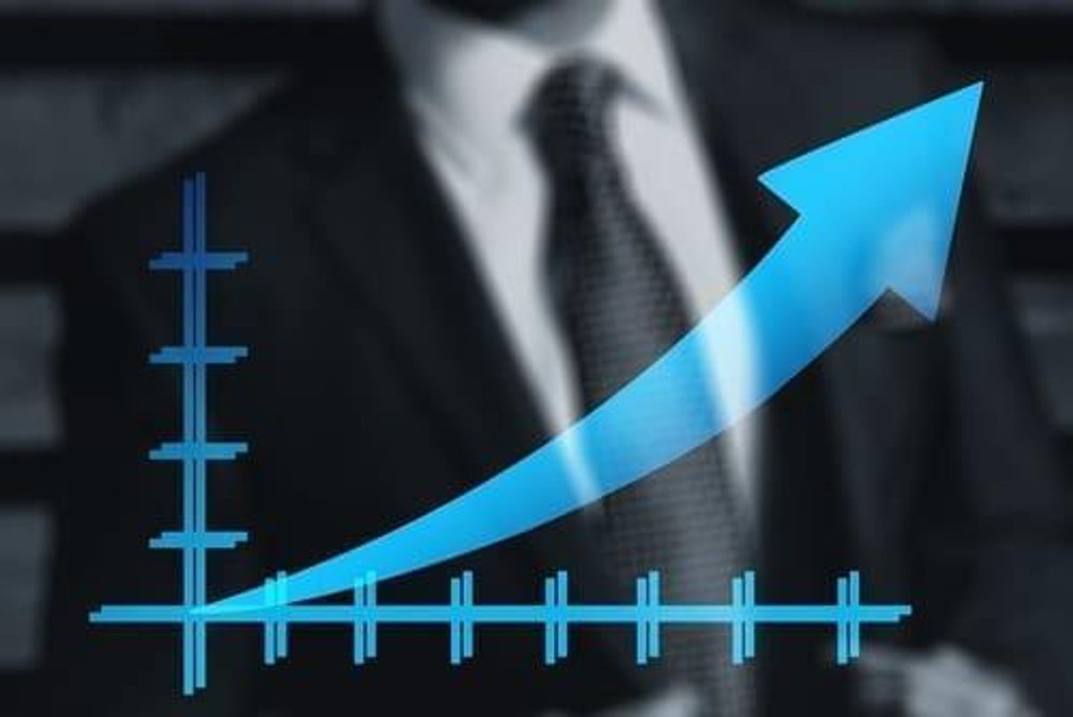 blue arrow pointing up on stock chart