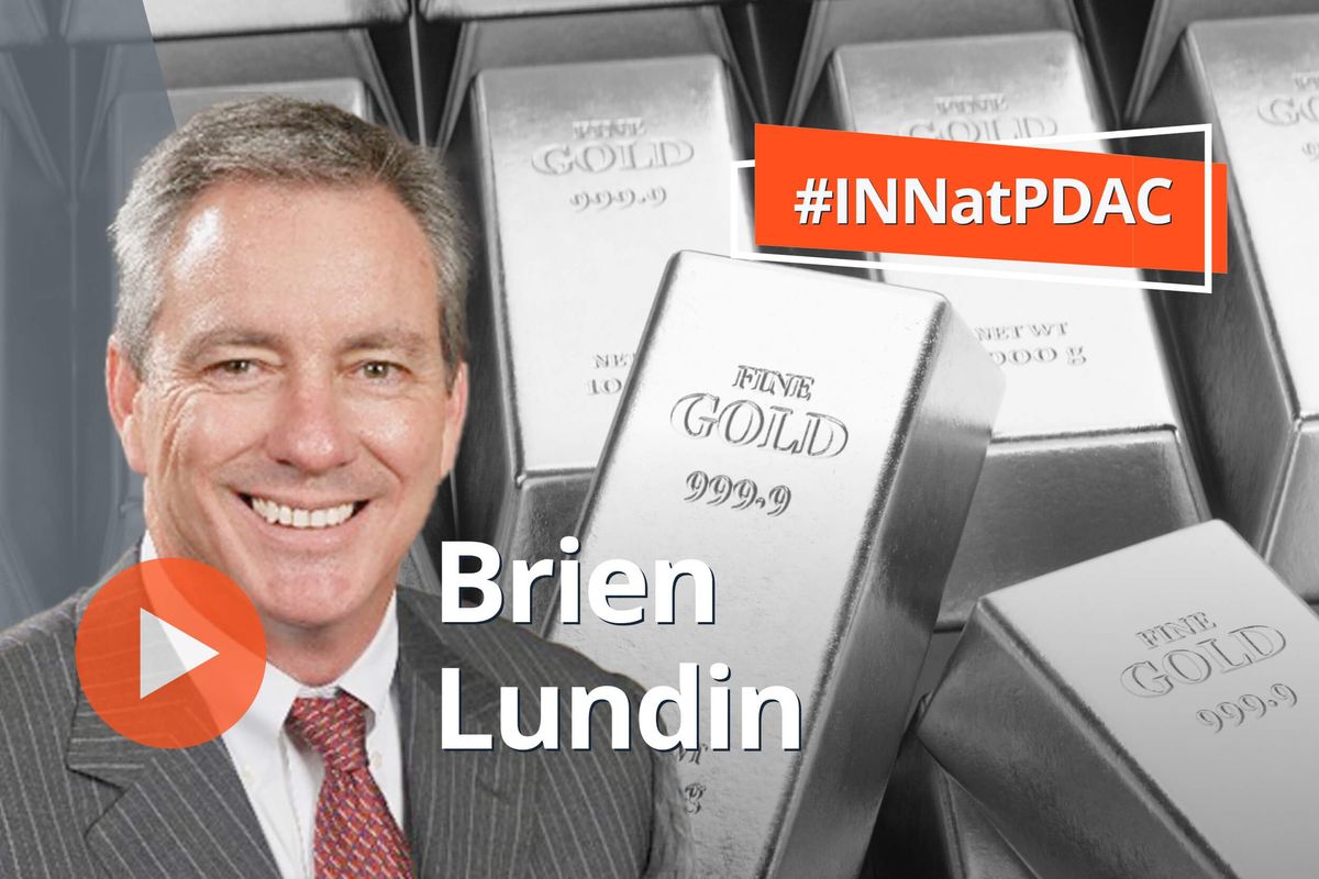 Brien Lundin, gold bars.