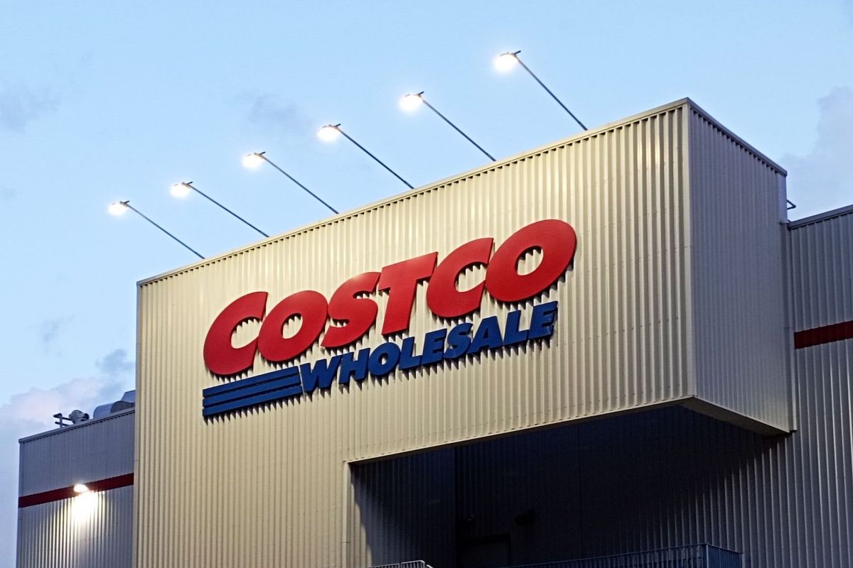COSTCO store front.