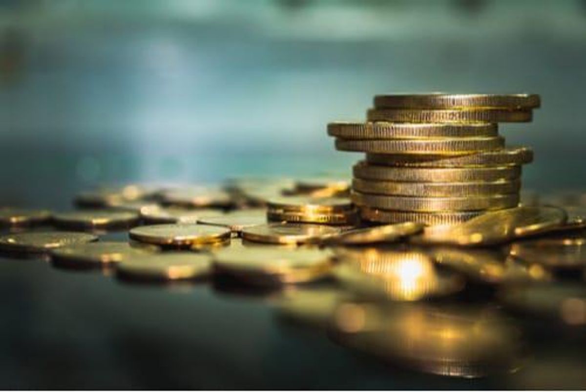 does it make sense to invest in gold