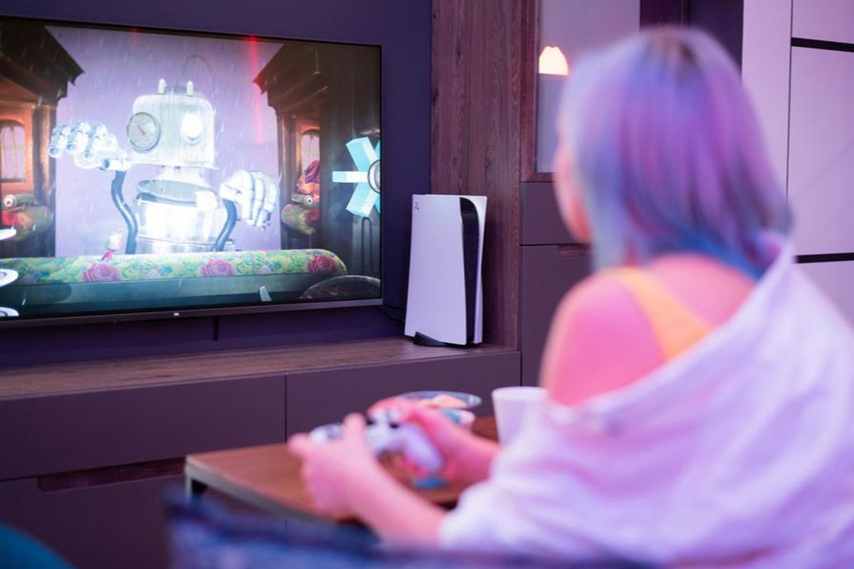 gamer playing with a playstation 5