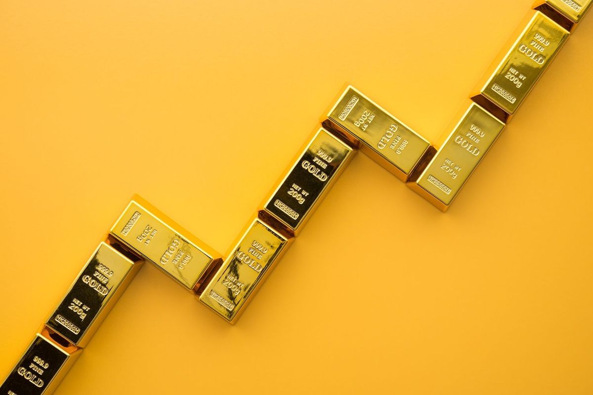 Gold bars in zig-zag pattern.