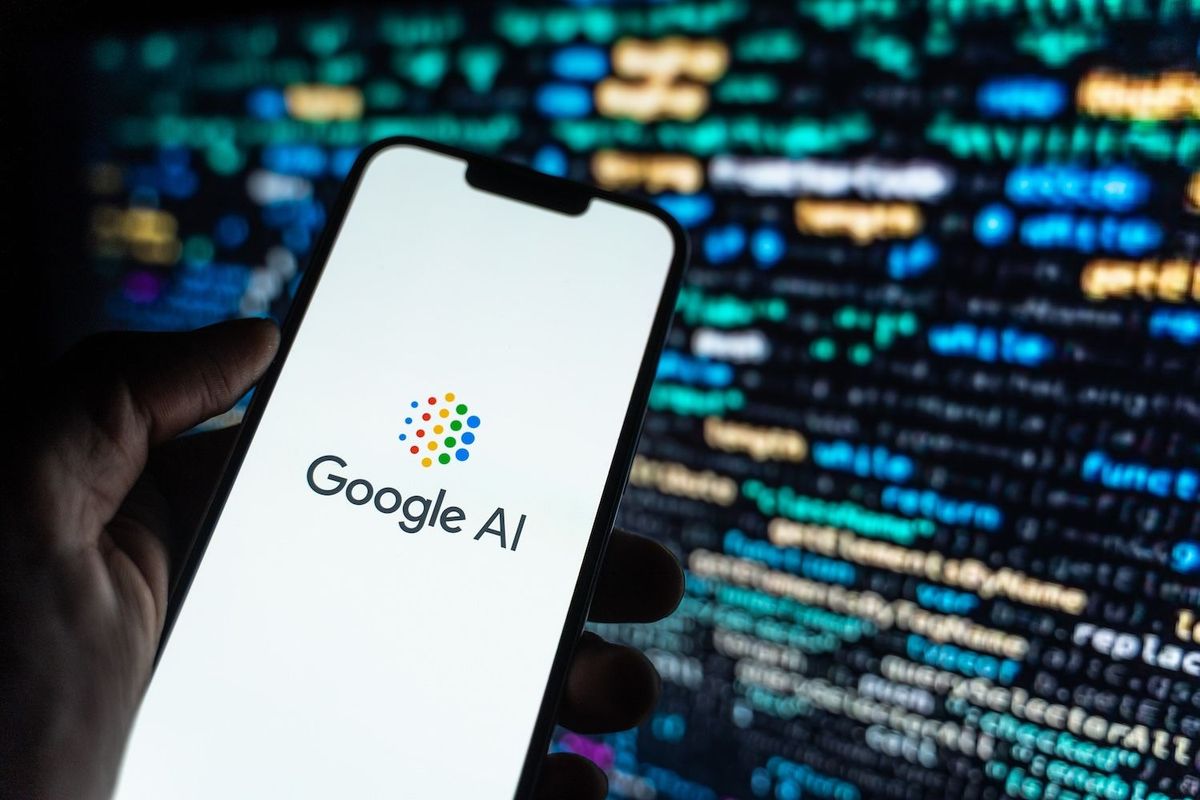 "Google AI" on phone screen.