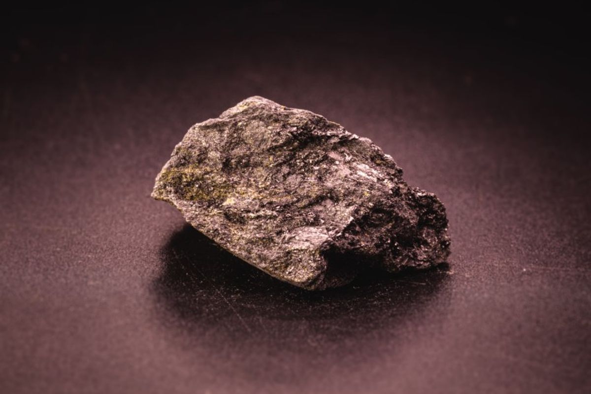 graphite ore