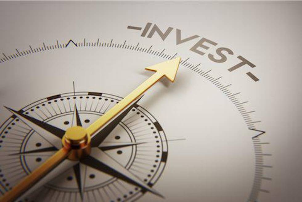Following Success: A Deep Dive into Coattail Investing