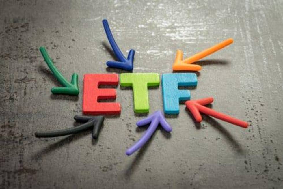 First Psychedelics ETF Officially Launches in Canadian Market