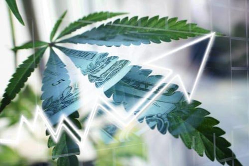 Cannabis Weekly Round-Up: Aurora Keeps Surging on US Market Entry