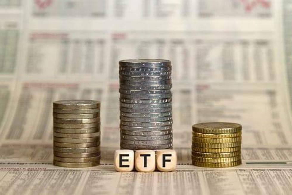 Platinum ETFs Buoy Sector Amid Dwindling Demand
