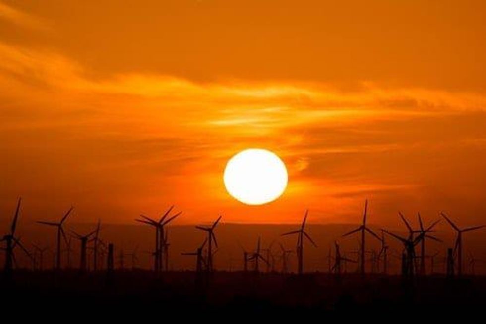 Plouton Mining: Solar-powered Bitcoin Mining in Mojave, California