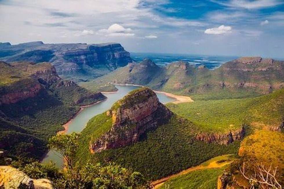 South32 to Sell Off South African Coal Assets to Seriti