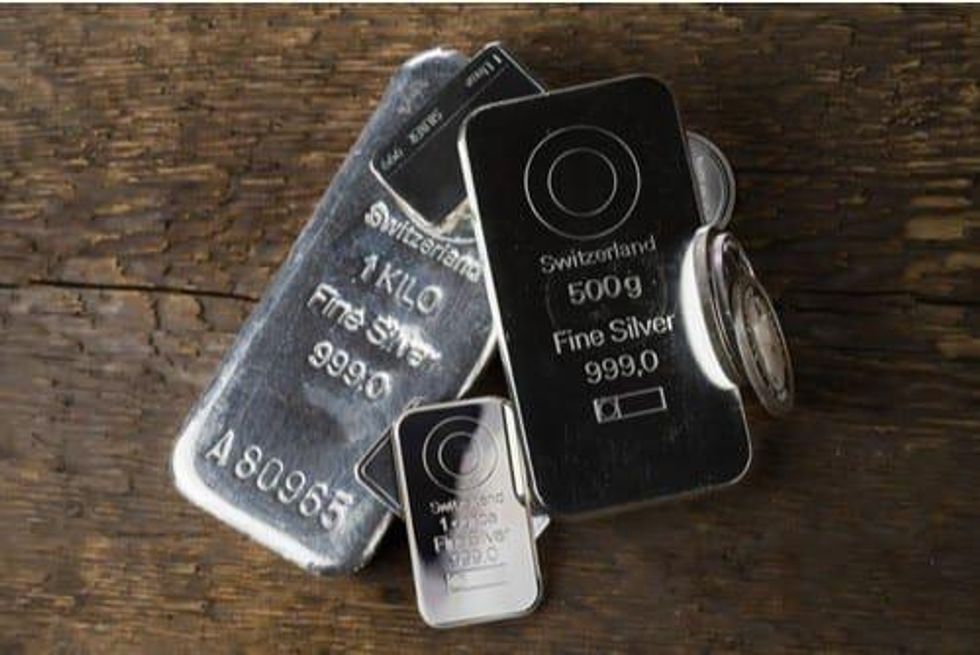 VIDEO - Nick Barisheff: Silver Squeeze Status - SLV, COMEX Updates