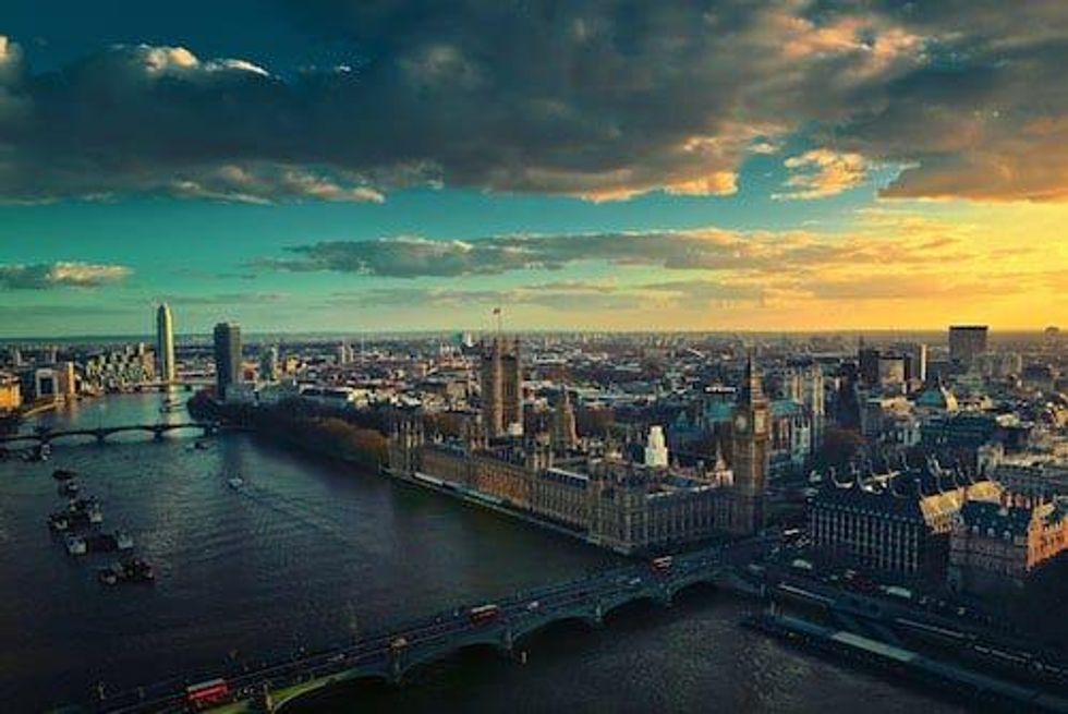 Torsten Dennin: Gold Could Go as High as US$2,200 in the Near Term