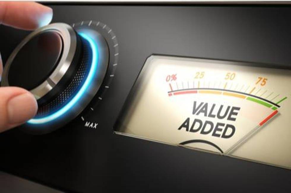 Thom Calandra: Platinum is Undervalued, Uranium Has Deep Value