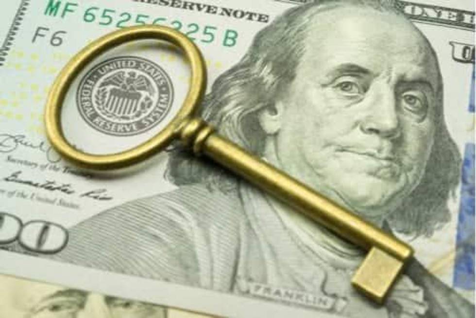 Danielle DiMartino Booth: Fed Trying to Engineer Impossible Soft Landing