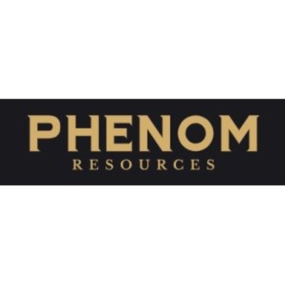 Phenom Closes $704,000 Private Placement Financing with Strategic Investors