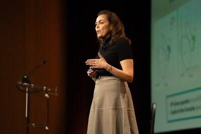 Bodour Salhia presents data at Illumina's Gold Sponsor Workshop at AGBT 2026.