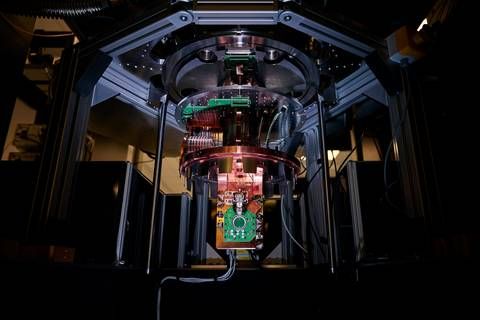 This photo depicts a current trapped ion system from IonQ. The system to be delivered to Horizon will be IonQ's next-generation 256-qubit technology