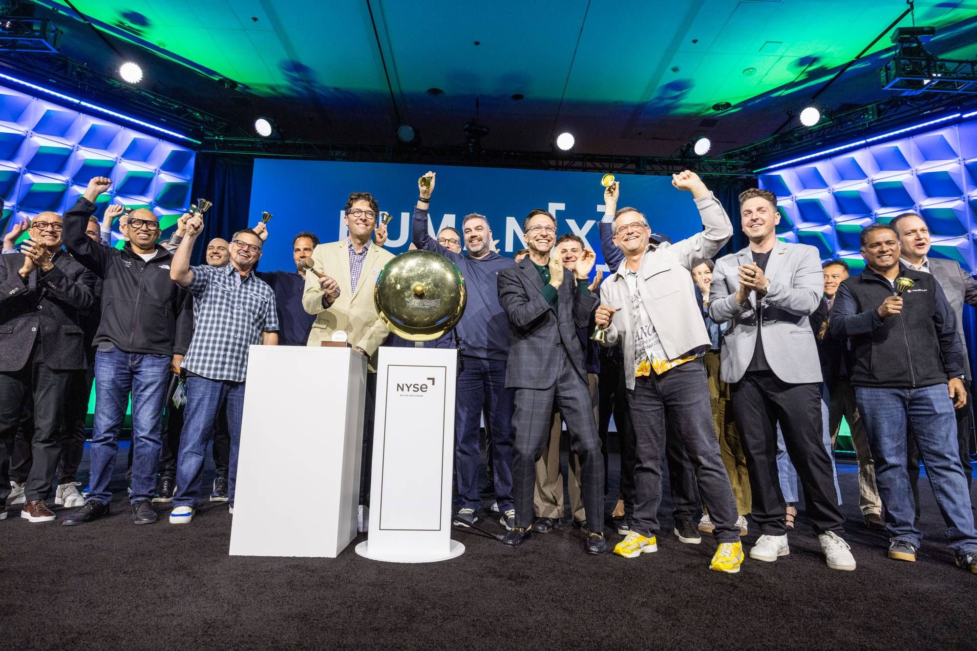 HumanX CEO Stefan Weitz rang the NYSE Closing Bell.