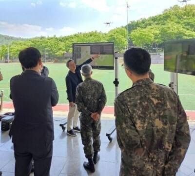 Live demonstration of NEO's high performance drone batteries at the Capital Defense Command parade ground, Seoul, SK. (CNW Group/NEO Battery Materials Ltd.)