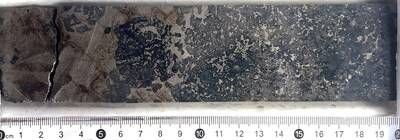 Figure 8: Sulphide-rich interval (71.94 to 72.12m) on drill hole DDH25LU294. (CNW Group/Bravo Mining Corp.)