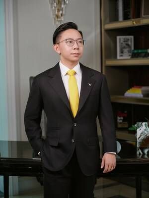 MR. PHAM NHAT QUAN ANH, Chairman of the Board of VinFast