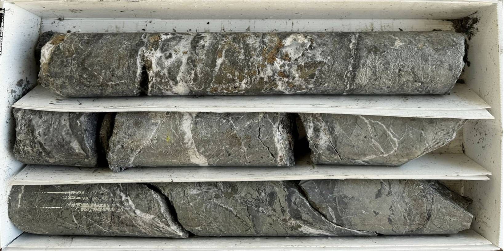 Breccia and quartz veinlets infilled with pyrite-sphalerite-galena. Hole CRI-2026-35: 44.30 to 45.90 m.