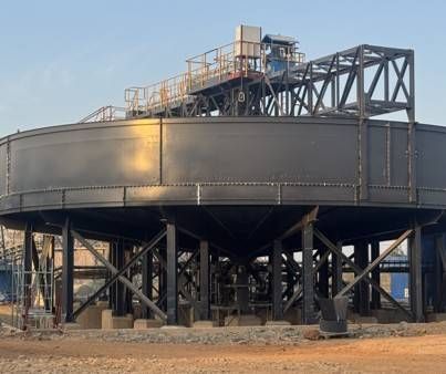 Installation of Pre-Leach Thickener
