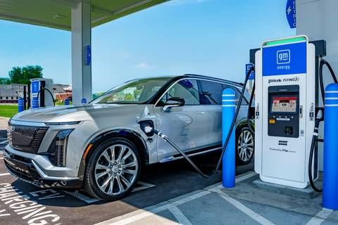 Pilot, General Motors and EVgo Inc. announced their collaborative EV fast-charging network has surpassed 300 locations with 1,300 fast-charging stalls across 40 states.