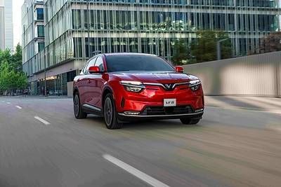 VinFast VF 8