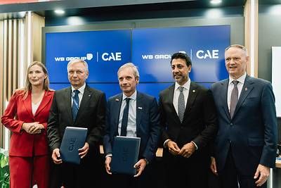 Left to right: Magdalena Sobkowiak Czarnecka, Secretary of State, Ministry of National Defence of Poland, Piotr Wojciechowski, President, WB GROUP, Thibaut Trancart, Vice-President and General Manager, CAE Defense & Security, International, The Hon. Maninder Sidhu, Minister of International Trade of Canada, and The Hon. David J. McGuinty, Minister of National Defence of Canada.