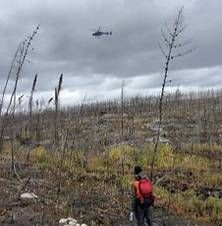 Figure 1: Helicopter-supported drill mobilization at the Munro Lake Project.