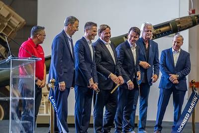 Lockheed Martin celebrated a ribbon cutting for a nearly 200,000-square-foot expansion of a new advanced manufacturing facility that will expand the company‘s manufacturing footprint in Grand Prairie, Texas, to more than 735,000 square feet.