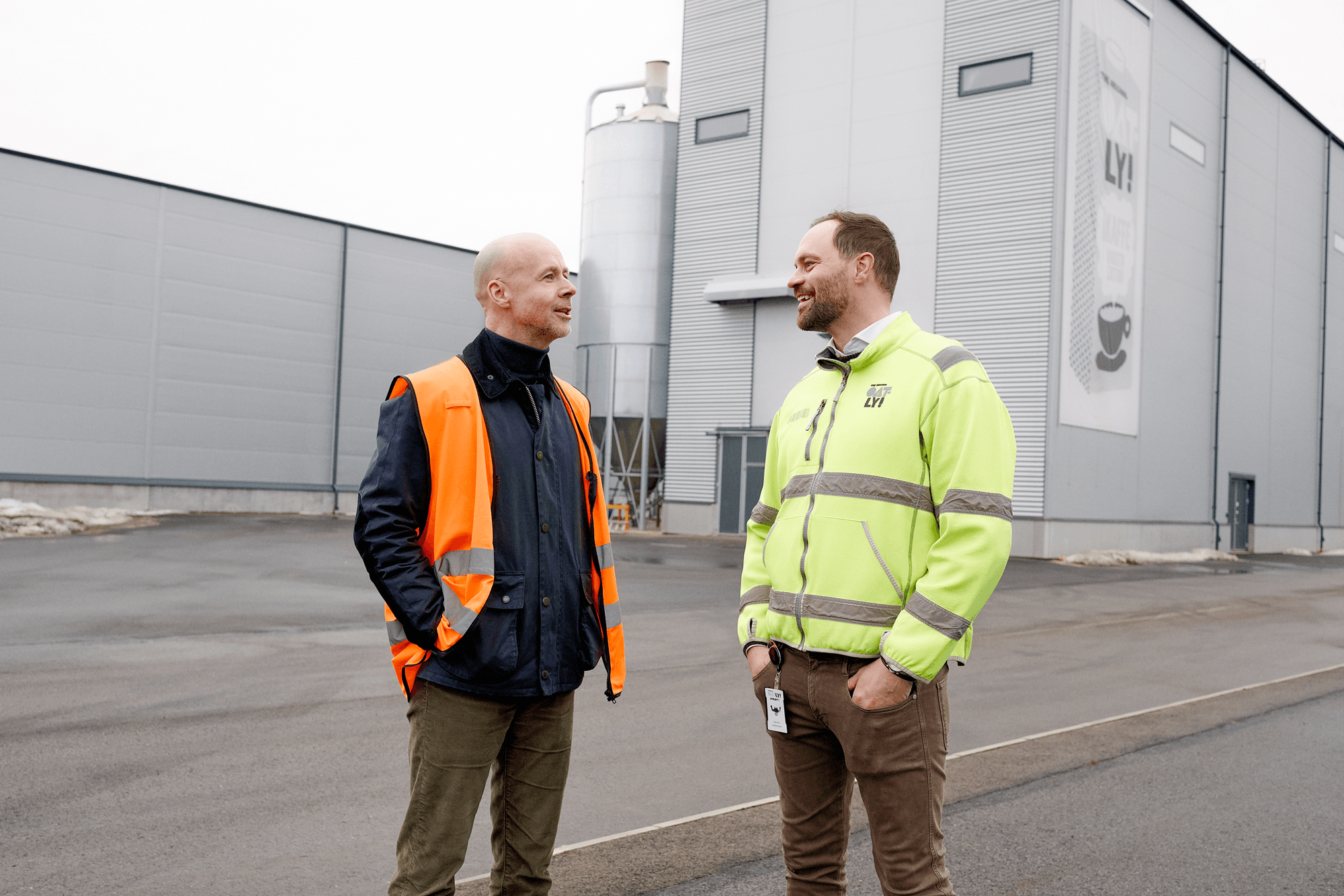 Simon Broadbent, SVP Sustainable Operations at Oatly, and Henrik Andersson, Landskrona Site Director