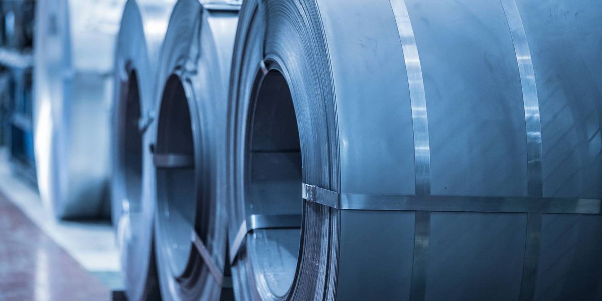 Níquel en Q2 2026: Oferta excesiva y demanda débil frenan el metal tras máximos de dos años