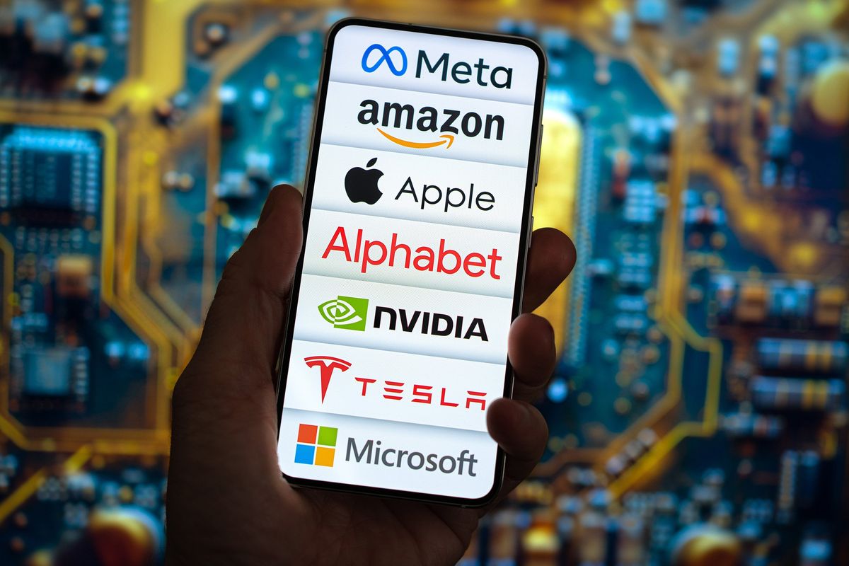 Magnificient 7 Stocks on iPhone