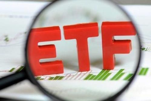 magnifying glass with letters "ETF"