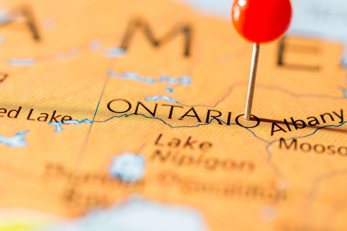 Map closeup of Ontario with a red pin marking Albany.
