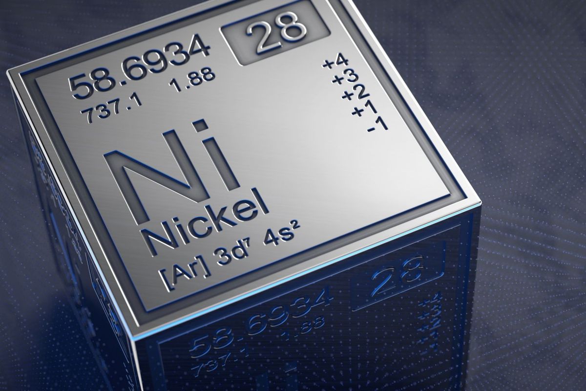 Nickel periodic symbol on cube. 