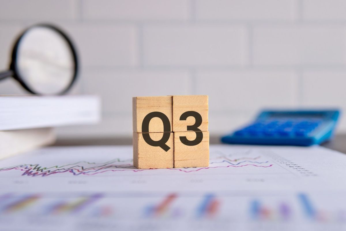 "Q3" written on wooden blocks.