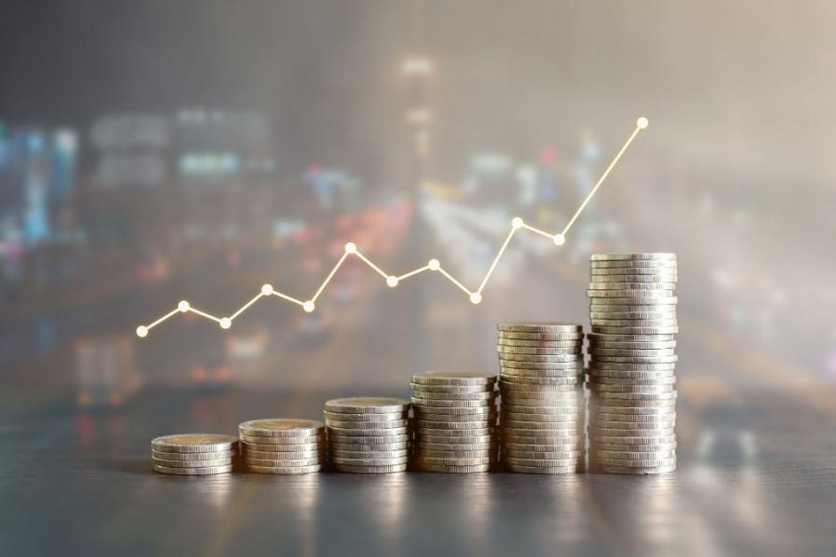 stacks of coins ascending in height