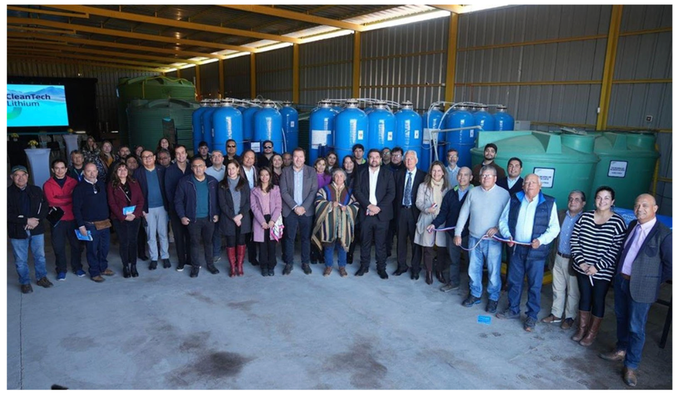 Stakeholders of Cleantech Lithium and members of the idigenous community during the DLE Pilot Plant inauguration