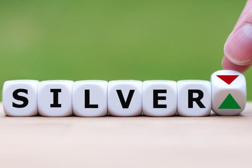 the word SILVER written on small white cubes