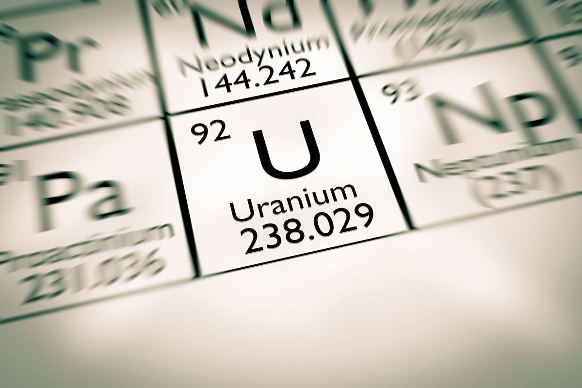 Uranium periodic symbol.